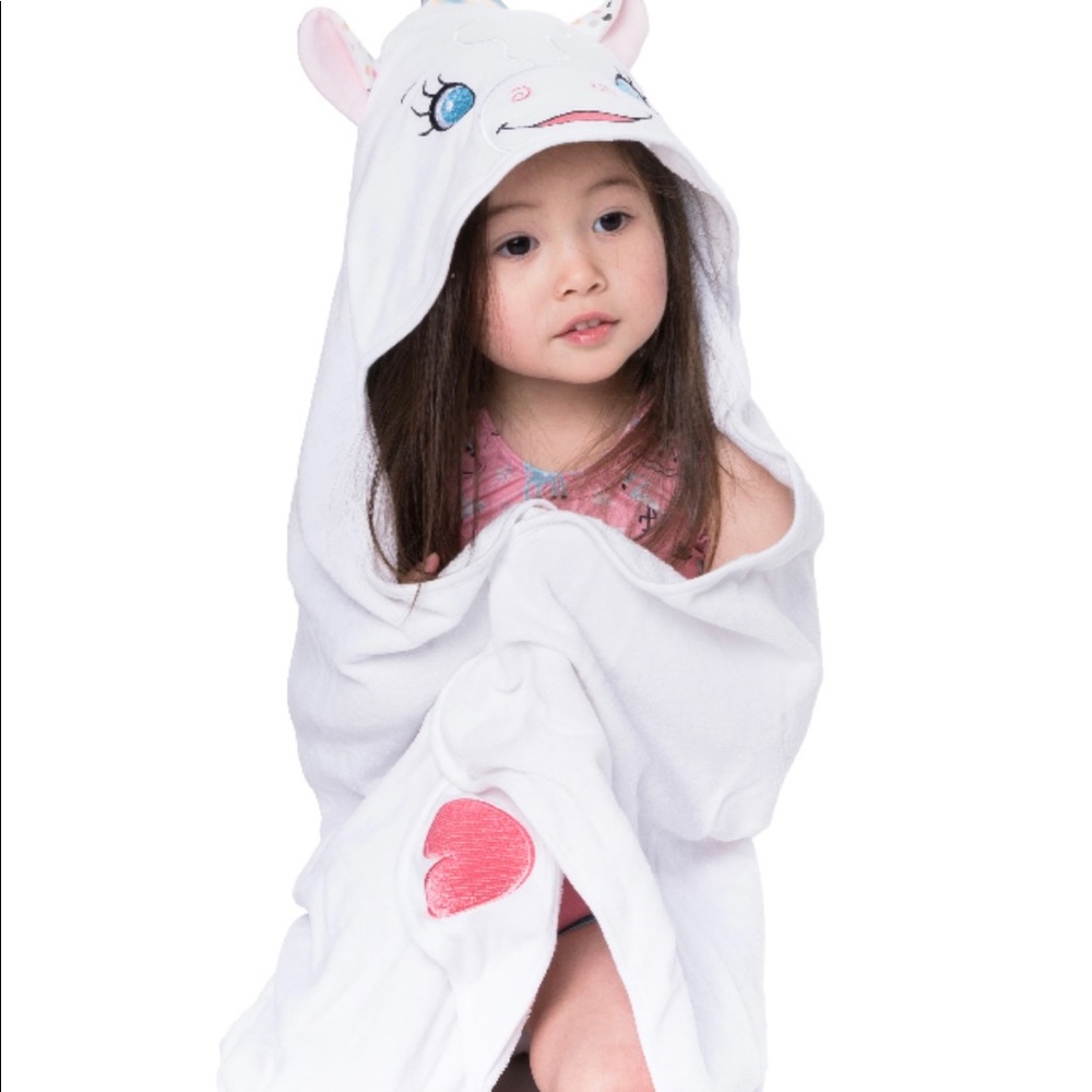 Aurora Unicorn Hooded towel